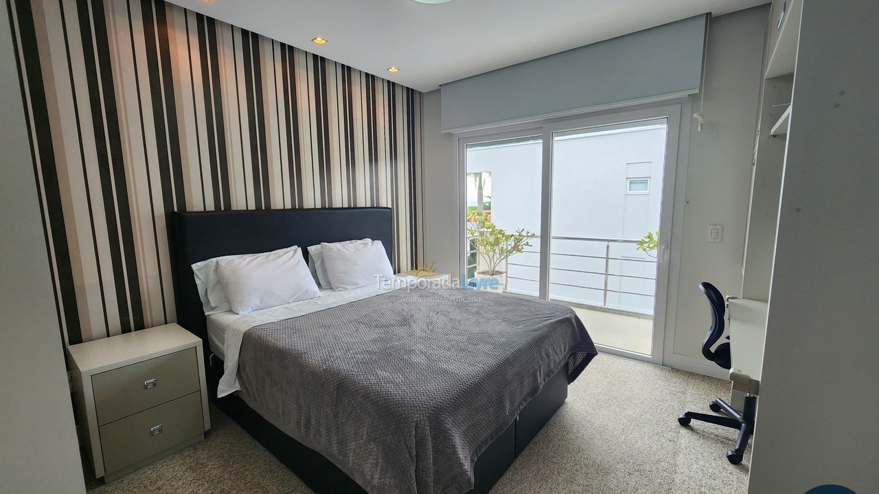 Casa para alquiler de vacaciones em Florianopolis (Jurerê Internacional)