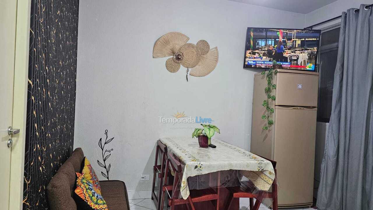 Apartamento para aluguel de temporada em Praia Grande (Canto do Forte)