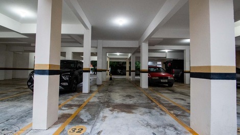 Duas vagas de garagem