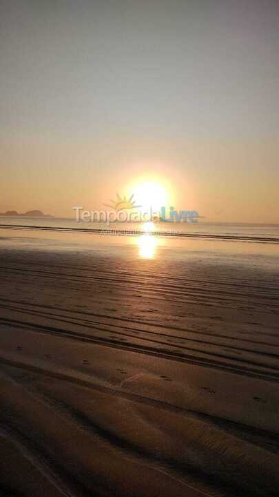 House for vacation rental in Guarujá (Pereque)