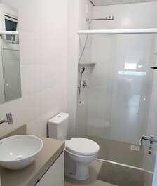 Sun Club | 2 Bedrooms Steps from the Sea