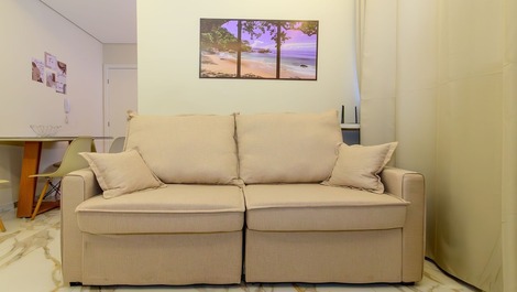 Apartment with Ocean View - Santinho Beach, 15 meters from the sea.