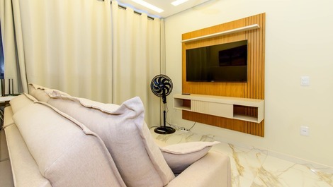 Apartment with Ocean View - Santinho Beach, 15 meters from the sea.
