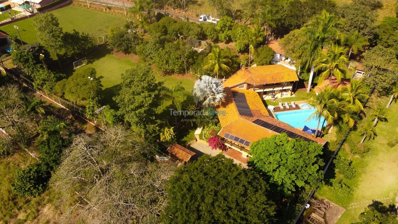 Granja para alquiler de vacaciones em Tietê (Condomínio água Santa)