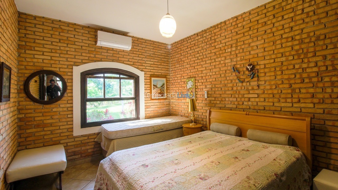 Granja para alquiler de vacaciones em Tietê (Condomínio água Santa)