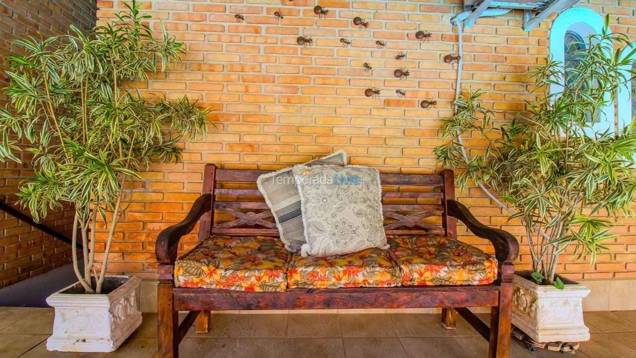 Granja para alquiler de vacaciones em Tietê (Condomínio água Santa)