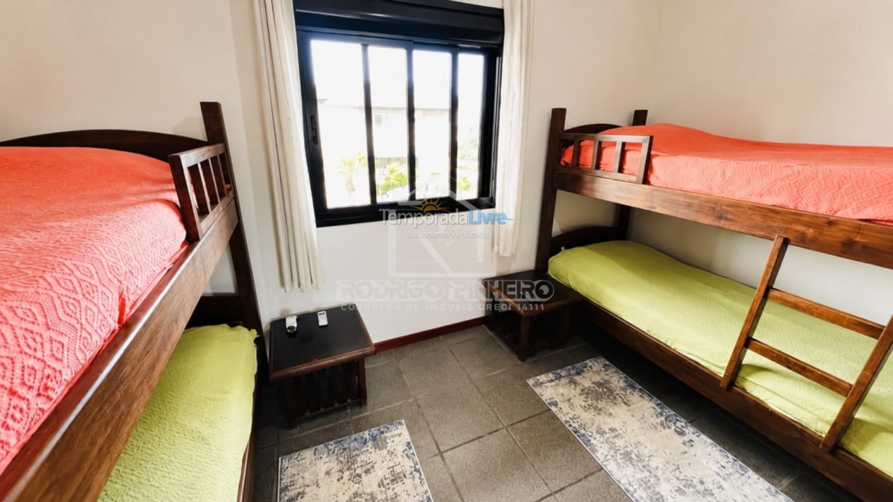 Casa para alquiler de vacaciones em Bombinhas (Canto Grande)