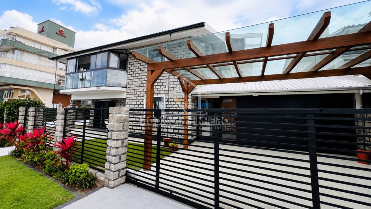 Casa para alquiler de vacaciones em Bombinhas (Canto Grande)