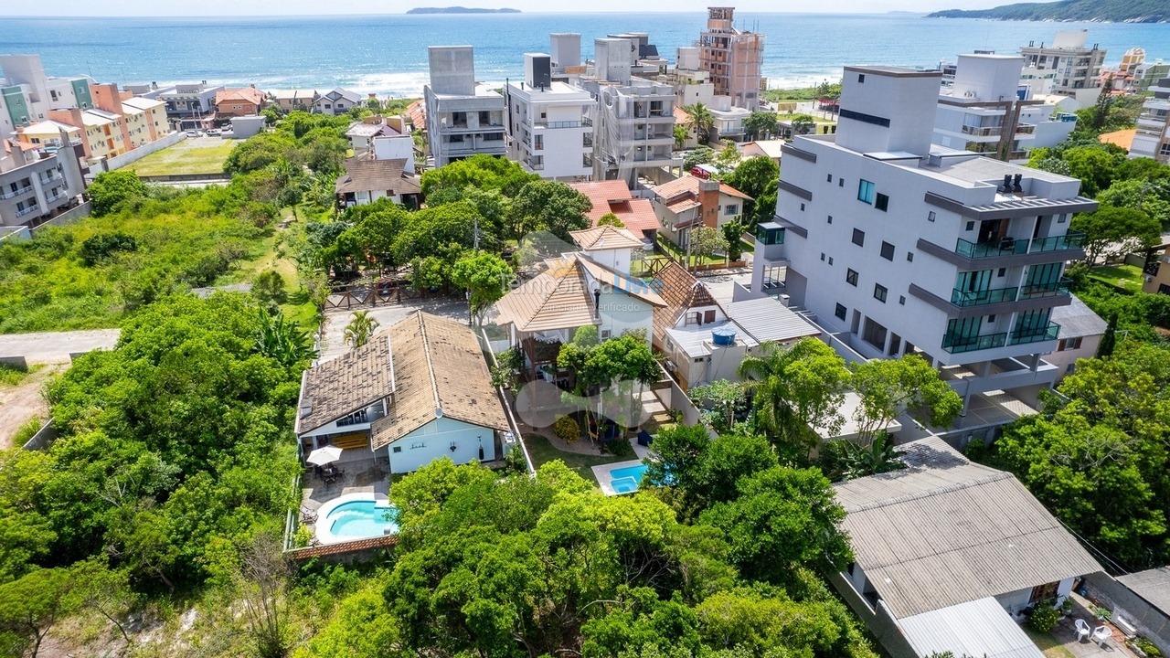 Casa para alquiler de vacaciones em Bombinhas (Canto Grande)