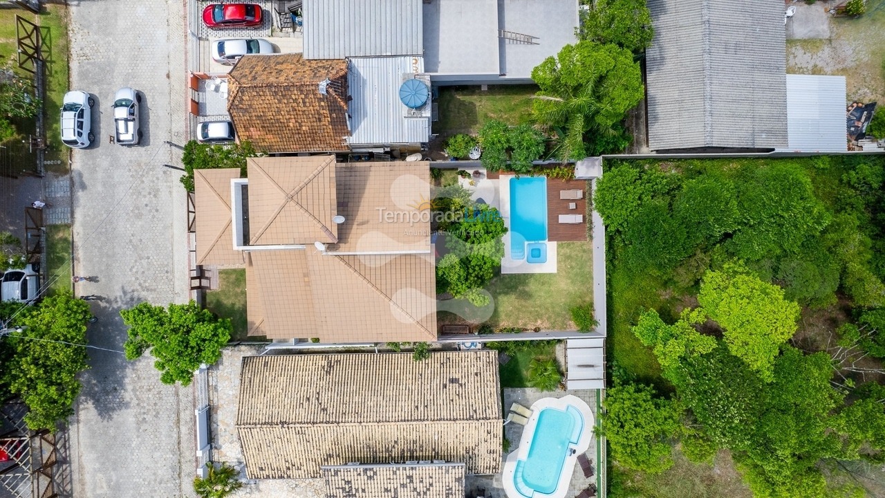 Casa para alquiler de vacaciones em Bombinhas (Canto Grande)