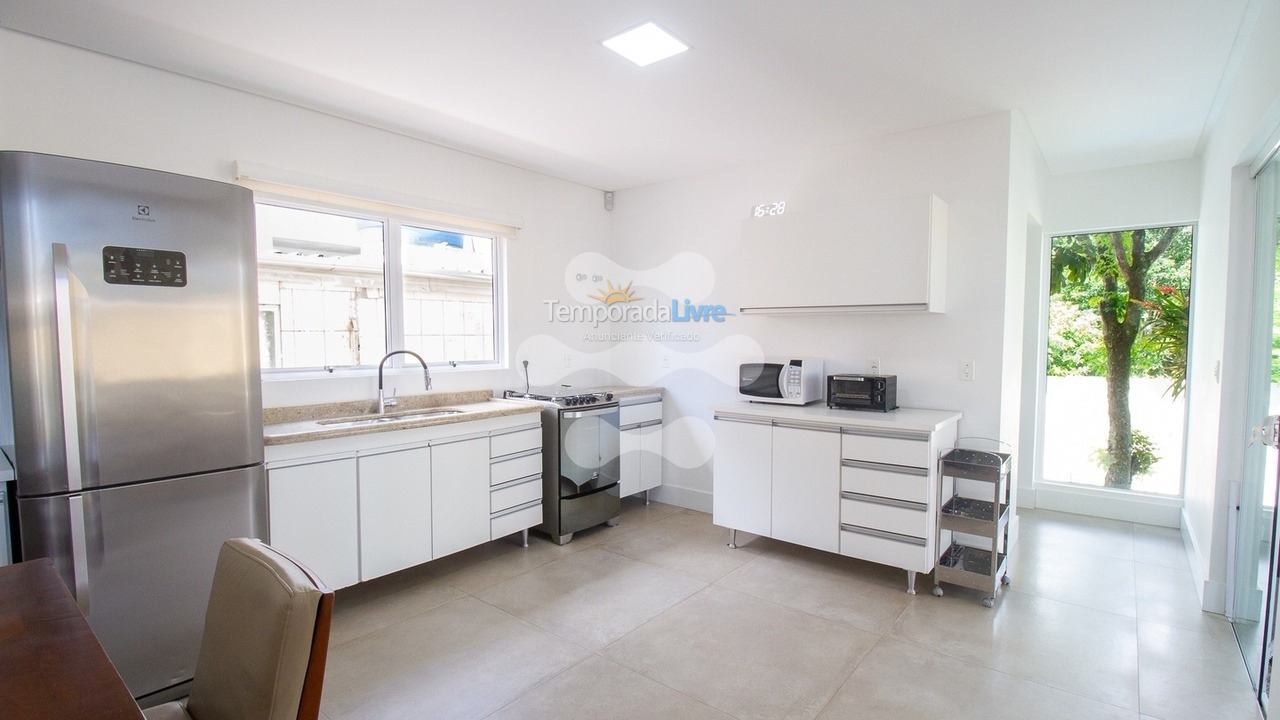 Casa para alquiler de vacaciones em Bombinhas (Canto Grande)