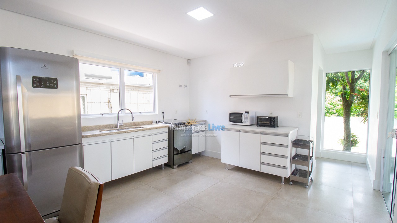 Casa para alquiler de vacaciones em Bombinhas (Canto Grande)