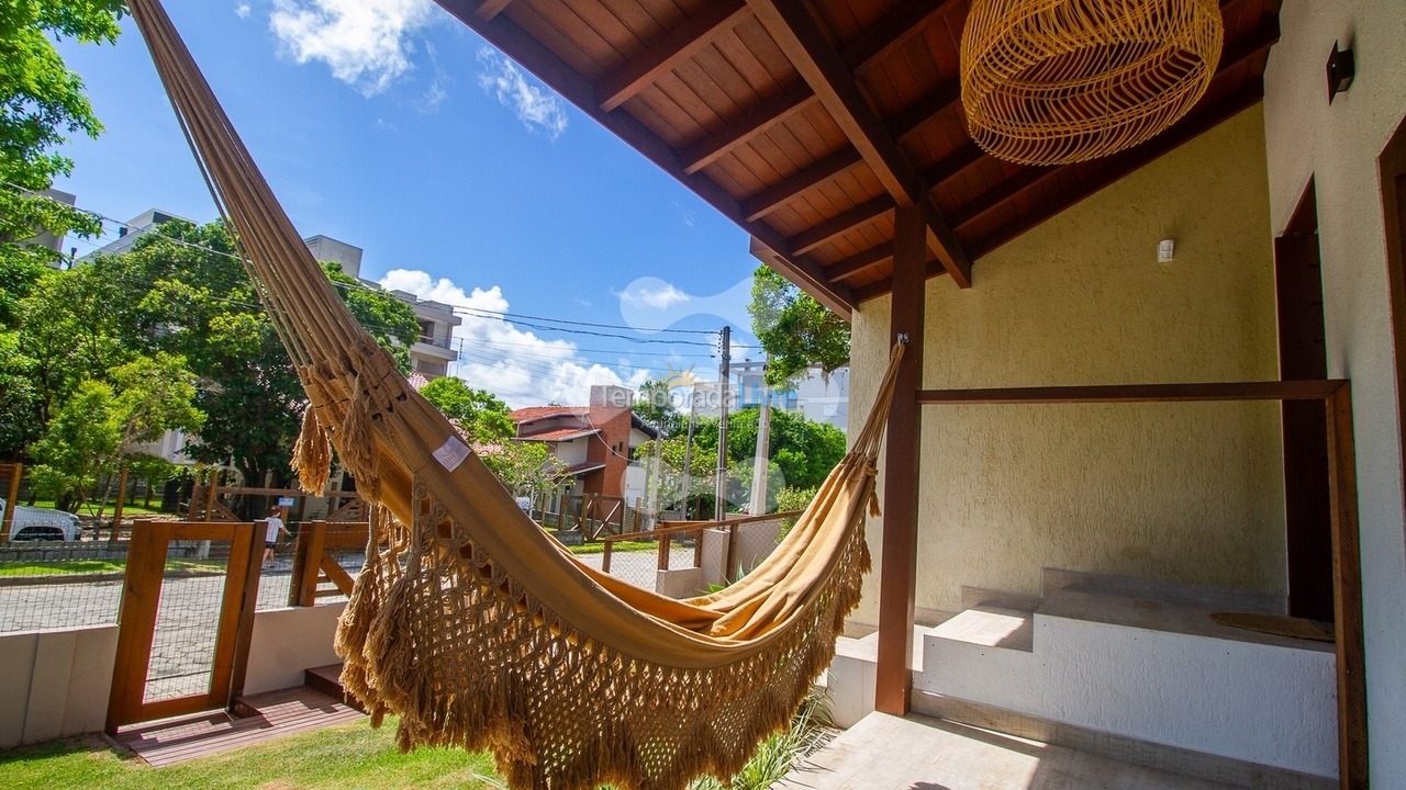 Casa para alquiler de vacaciones em Bombinhas (Canto Grande)