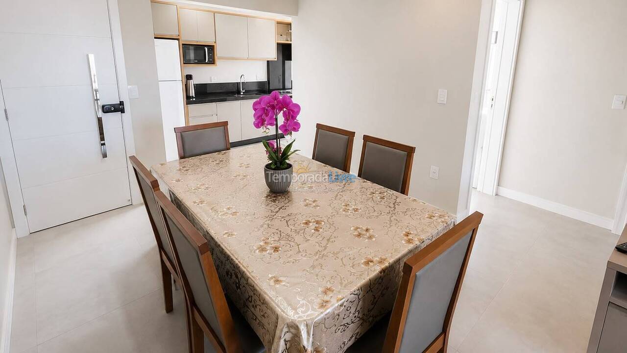 Apartment for vacation rental in Bombinhas (Mariscal)