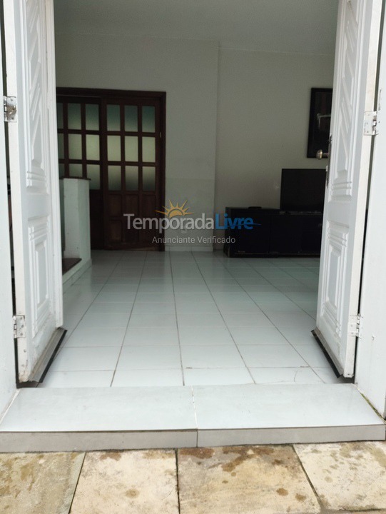 House for vacation rental in Guarujá (Jardim Virgínia)