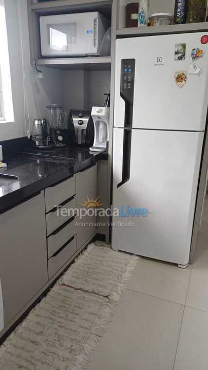 Apartamento para aluguel de temporada em Itapema (Centro)