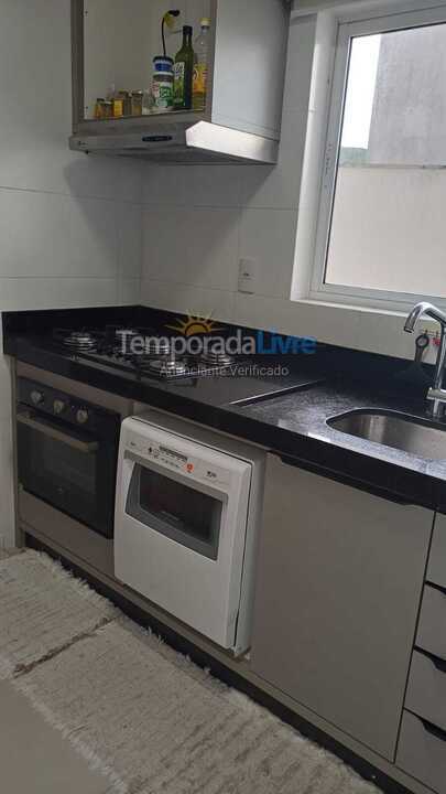 Apartamento para aluguel de temporada em Itapema (Centro)