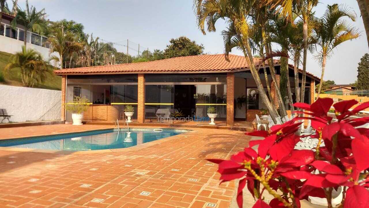 Granja para alquiler de vacaciones em Mairinque (Condomínio Porta do Sol)