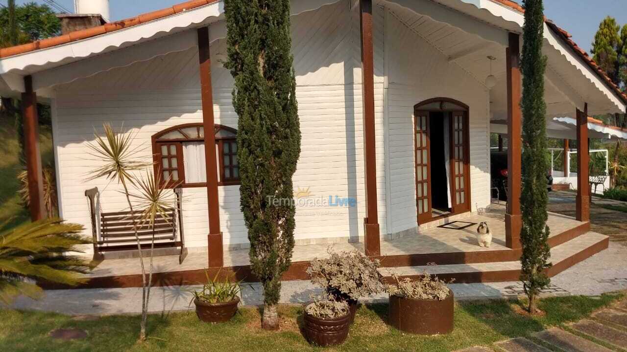 Granja para alquiler de vacaciones em Mairinque (Condomínio Porta do Sol)