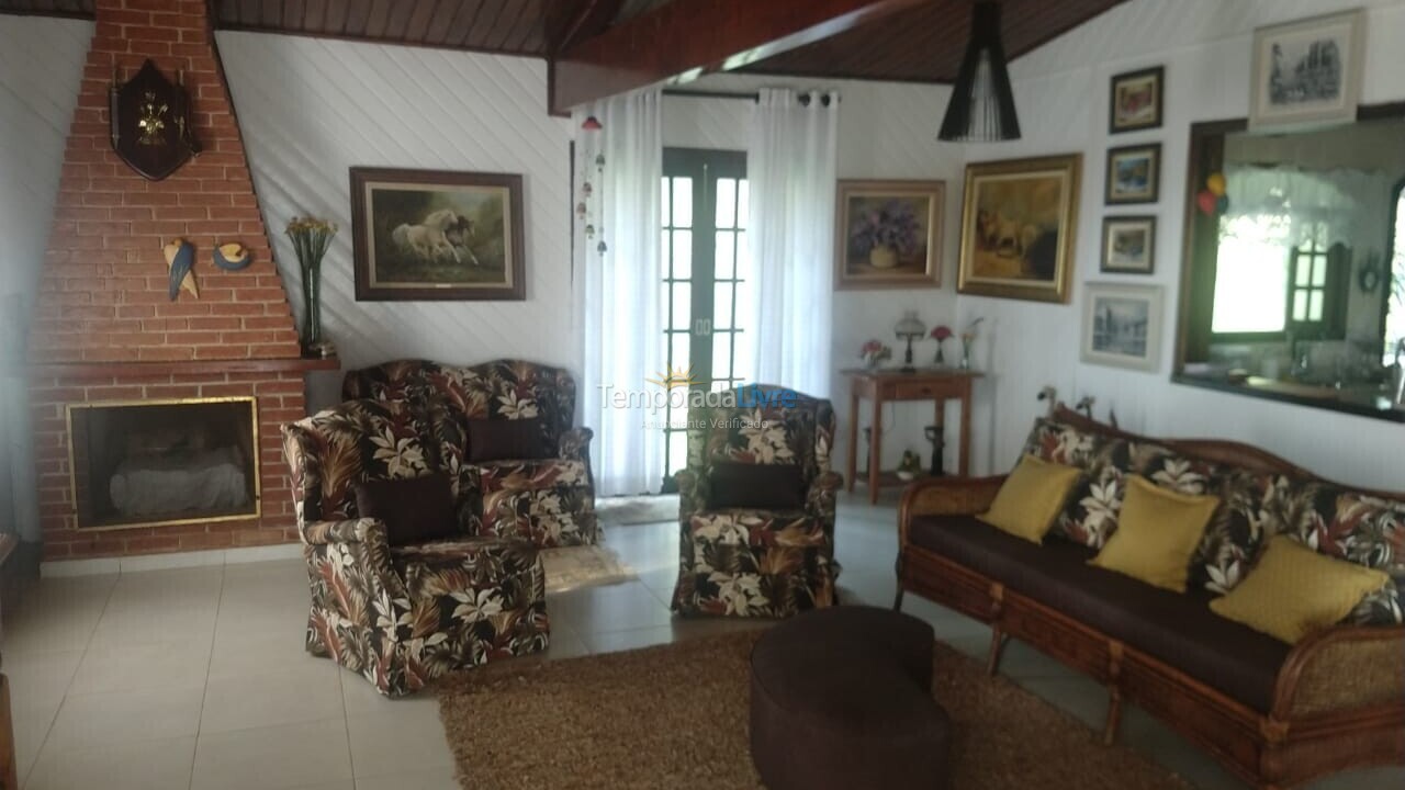 Granja para alquiler de vacaciones em Mairinque (Condomínio Porta do Sol)