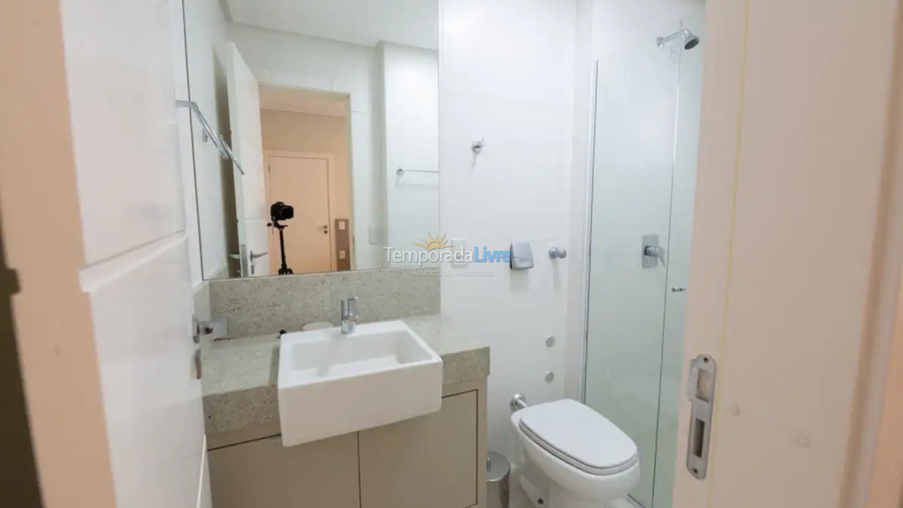 Apartamento para aluguel de temporada em Itapema (Centro)