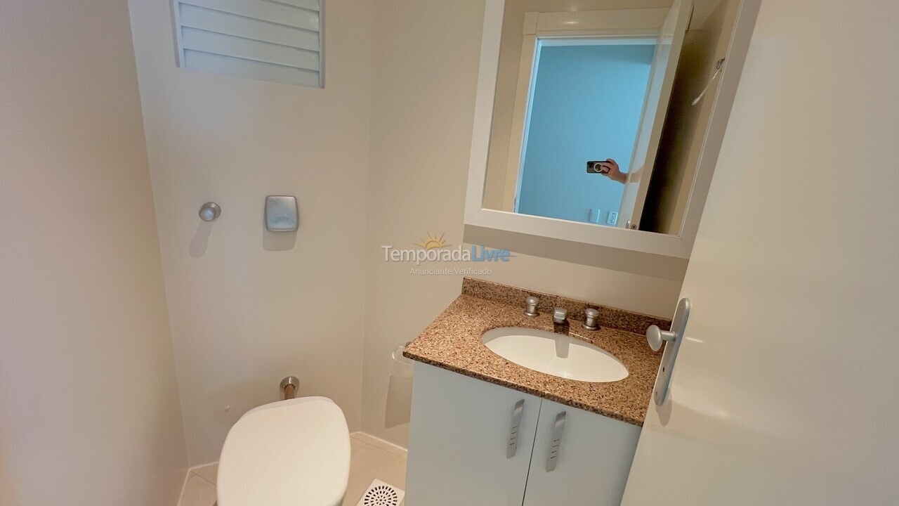 Apartamento para aluguel de temporada em Itapema (Centro)