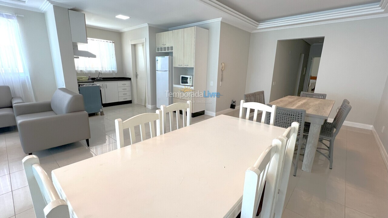 Apartamento para aluguel de temporada em Itapema (Centro)
