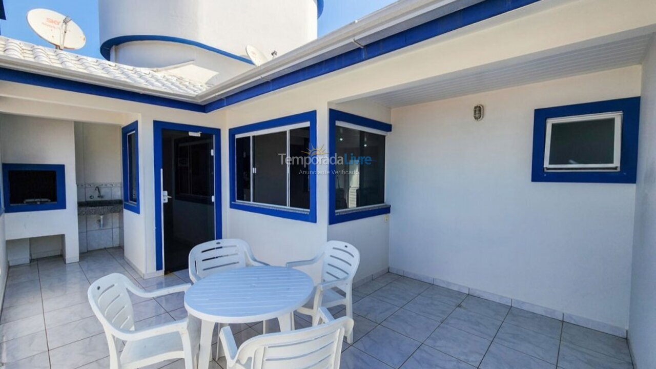 Apartment for vacation rental in Bombinhas (Praia de Bombas)