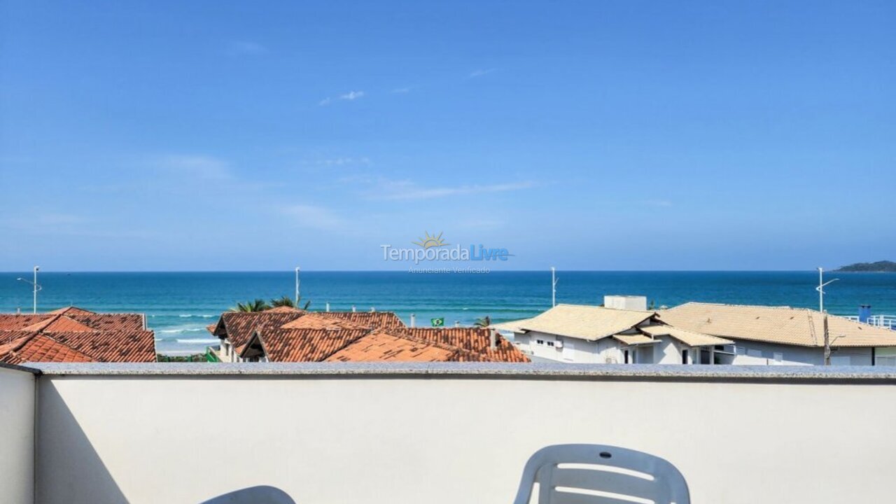 Apartment for vacation rental in Bombinhas (Praia de Bombas)