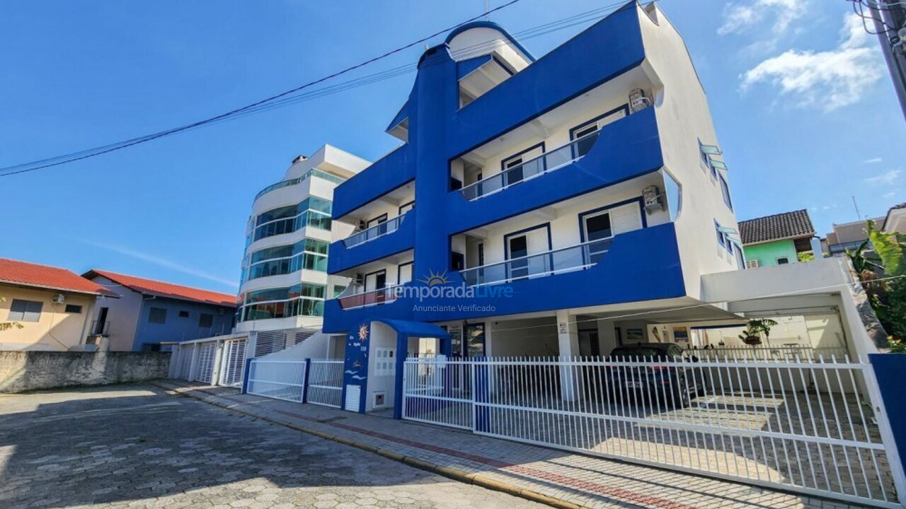 Apartment for vacation rental in Bombinhas (Praia de Bombas)