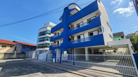 Penthouse with incredible ocean views - 1 bedroom for up to 3 people!