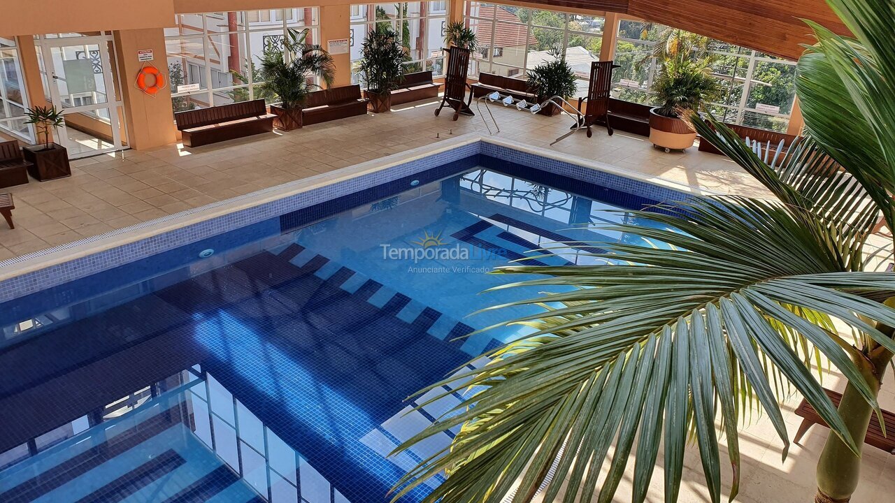 Apartamento para aluguel de temporada em Gramado (Centro)