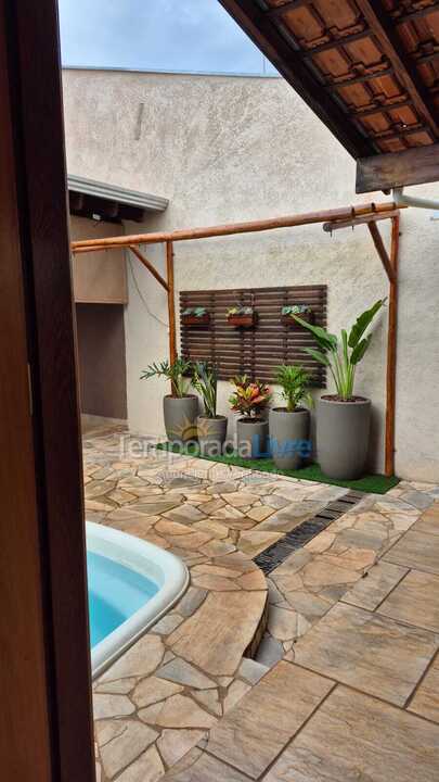 Casa para aluguel de temporada em Rubinéia (Paraíso das águas)