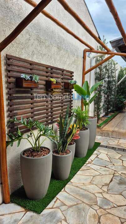 Casa para aluguel de temporada em Rubinéia (Paraíso das águas)