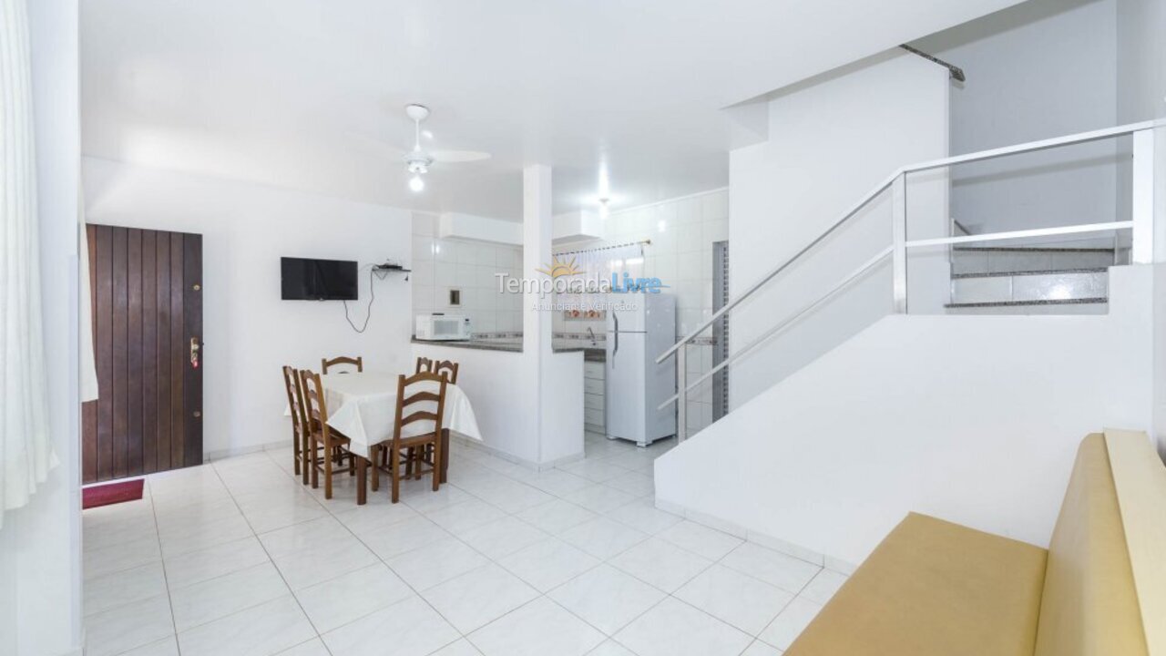Apartamento para alquiler de vacaciones em Bombinhas (Praia de Bombas)