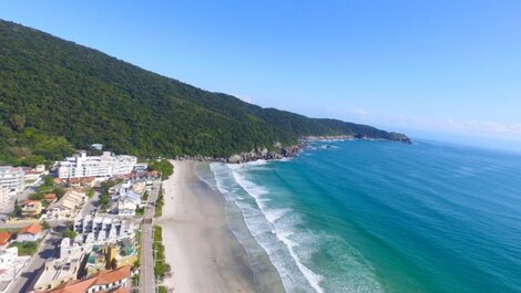 Apartamento asequible a 70 metros del mar en Bombas.