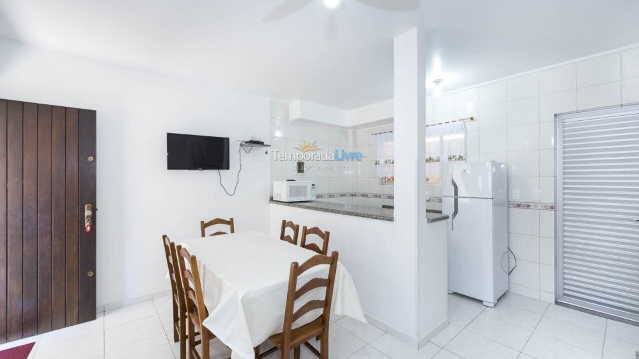 Apartamento para alquiler de vacaciones em Bombinhas (Praia de Bombas)