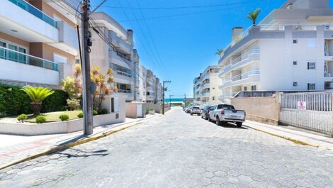 Apartamento asequible a 70 metros del mar en Bombas.