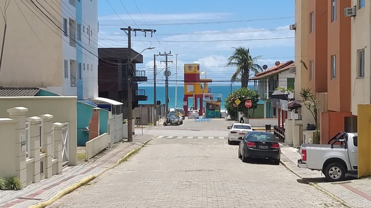 Apartamento para aluguel de temporada em Bombinhas (Praia de Bombas)