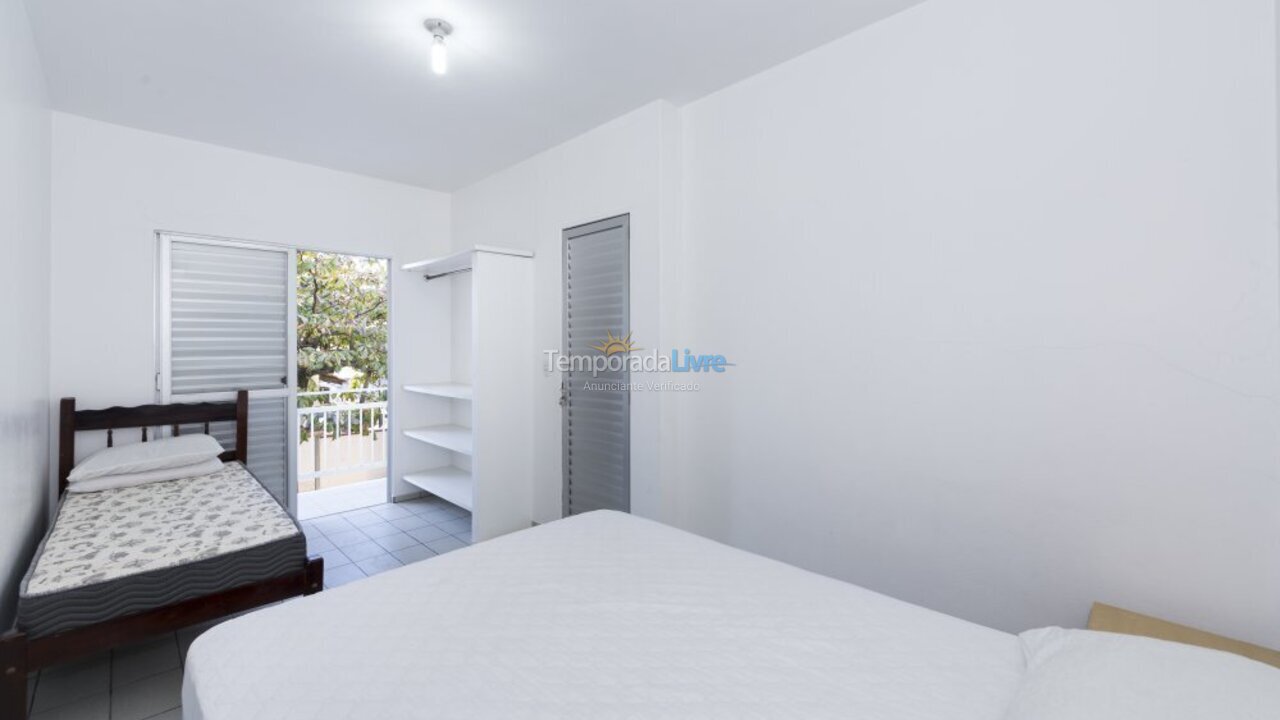Apartamento para aluguel de temporada em Bombinhas (Praia de Bombas)