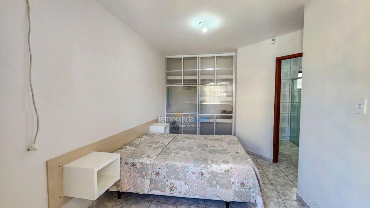 Apartamento para alquiler de vacaciones em Bombinhas (Praia de Bombas)