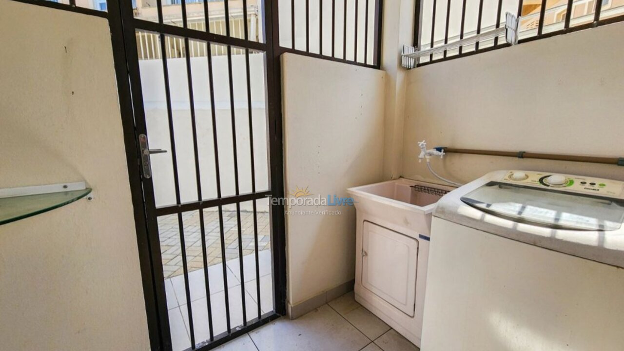 Apartamento para alquiler de vacaciones em Bombinhas (Praia de Bombas)