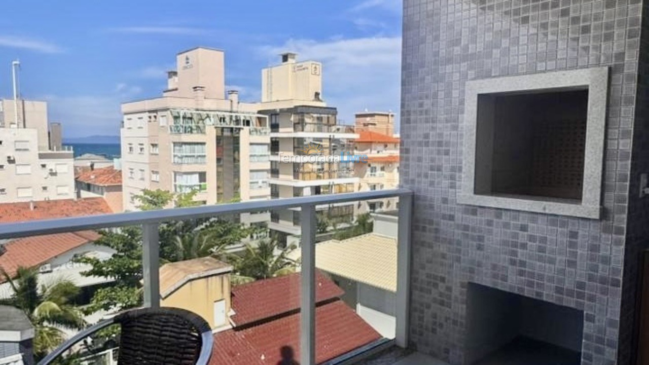 Apartamento para aluguel de temporada em Governador Celso Ramos (Praia de Palmas)