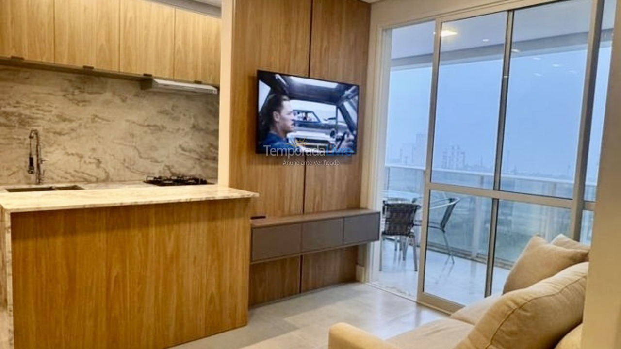 Apartamento para aluguel de temporada em Governador Celso Ramos (Praia de Palmas)