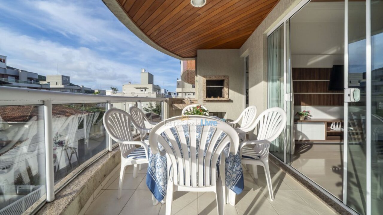 Apartment for vacation rental in Bombinhas (Praia de Bombas)