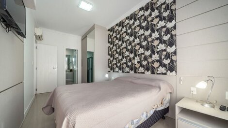 2-bedroom apartment 50 meters from Bombas Beach