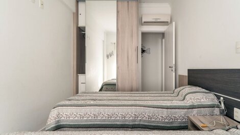 2-bedroom apartment 50 meters from Bombas Beach