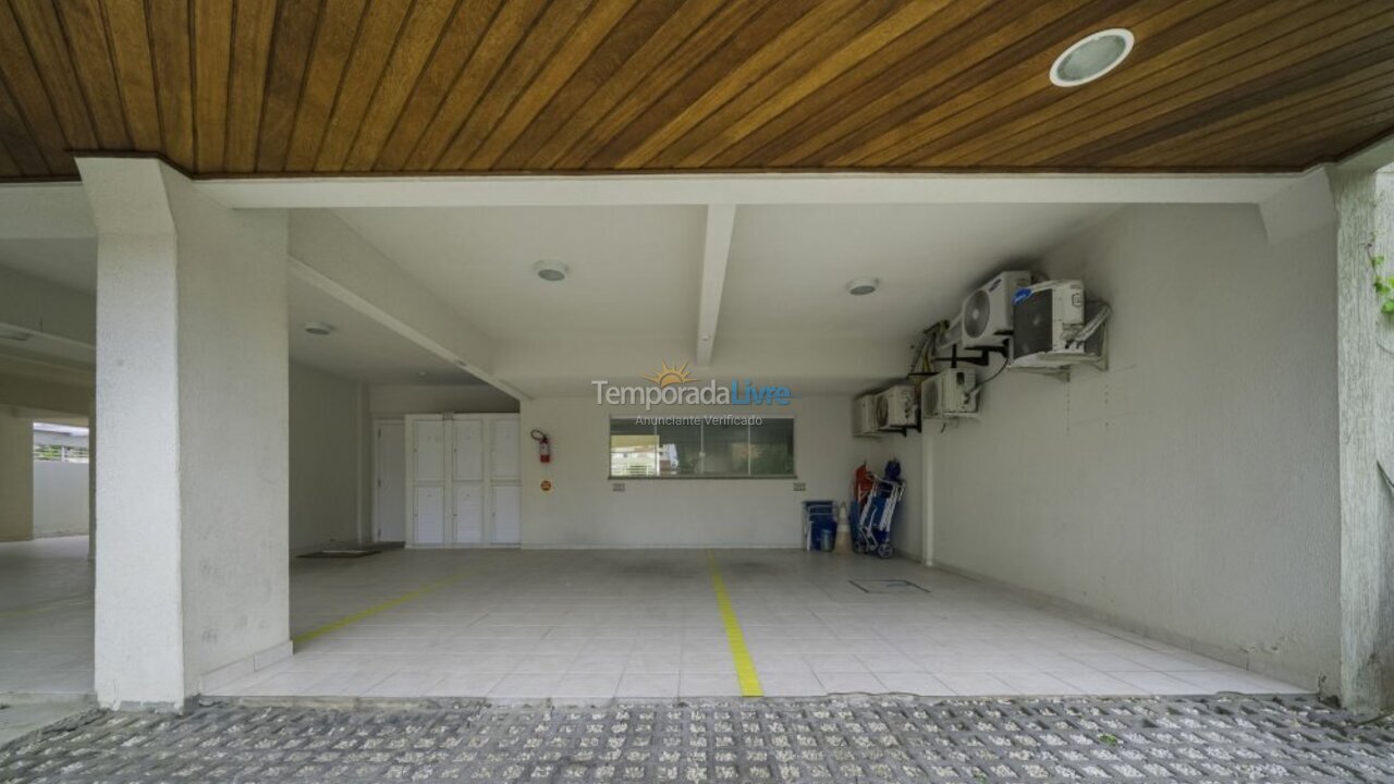 Apartment for vacation rental in Bombinhas (Praia de Bombas)