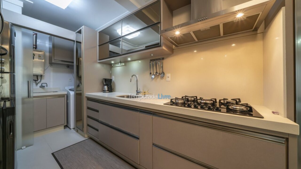 Apartamento para alquiler de vacaciones em Bombinhas (Praia de Bombas)