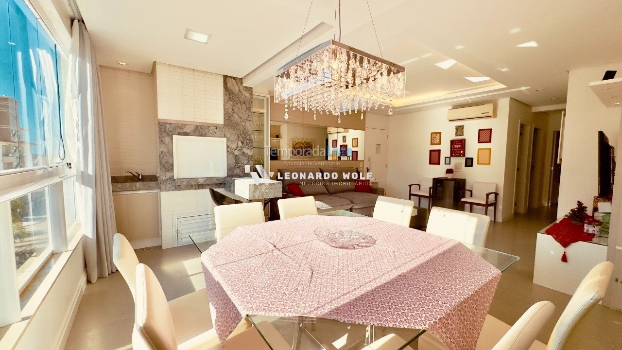 Apartamento para alquiler de vacaciones em Governador Celso Ramos (Praia de Palmas)